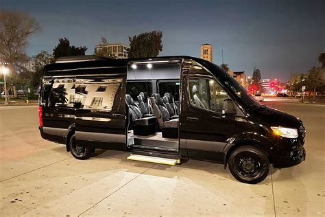 12 Passenger Van Rental – United States 